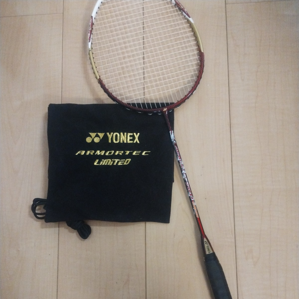 【状態良好】YONEX アーマーテック 700 リミテッド バドミントンラケット 【状態良好】YONEX アーマーテック 700 リミテッド バドミントンラケット