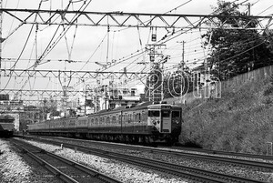 F0052-1【古い 鉄道 ネガフィルム】EF58(サロンエクスプレス 踊り子) 35mm 4コマ◇昭和５８年 ※JR 電車 汽車 蒸気機関車