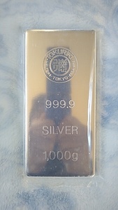 【入手困難】徳力　徳力本店　銀　インゴット　銀地金　１kg　シルバー　silver　純銀　999.9　1000g　田中　田中貴金属　石福　ゆうパック