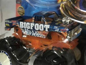 ホットウィール BIGFOOT HotWheels ビッグフット MONSTER TRUCKS モンスタートラック モントラ BIG FOOT 4×4×4 Firestone ファイアストン