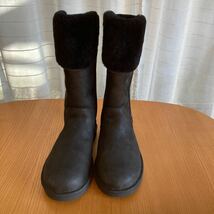 新品未使用　UGG ロングブーツ　黒　サイズ25cm_画像1