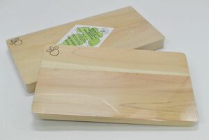 (325M 0101G14) 1円～ 【新品】香りのよい 木曽ひのき まな板 2点セット 天然木 檜 カッティングボード