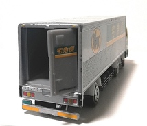 クロネコヤマト 大型トラック10t車 ミニカー ヤマト運輸　ジャンク品(検)トミカ　ダイキャスト　非売品_画像8