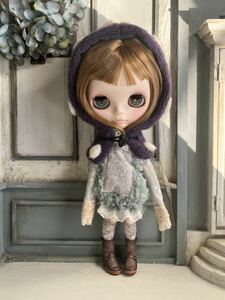 ドットフードともこもこワンピース　ブライスさんのお洋服　* アウトフィット * 洋服 * Blythe * ブライス サイズ * outfit *