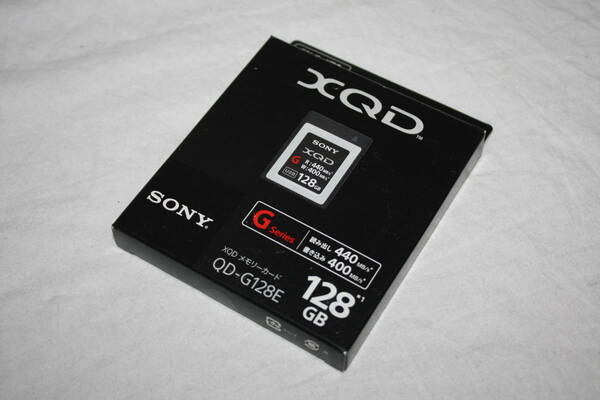 送料無料！　SONY　QD-G128E　新品同様　Gシリーズ　XQDメモリーカード①　(検索：PXW-、FDR-)