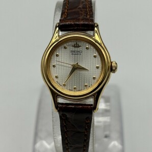 ★美品 SEIKO セイコー クォーツ 腕時計 時計 3針 V401-0920 JAPAN 白文字盤 ゴールド系 革ベルト ヴィンテージ アンティーク S92の画像1