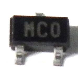 トランジスタ・ダイオード： 2SC5084(マイクロ波用） 100個組 新品未使用品の画像3