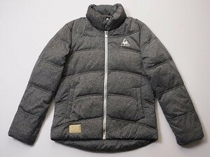 le coq sportif　ルコックスポルティフ　ダウンジャケット　正規品　QL-580543　デサント　ロゴプリント　ナイロン　スタンドカラー