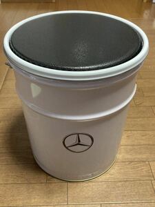 ♪Mercedes-Benz純正白色　2024ペール缶　イス　収納　メルセデスミー限定品