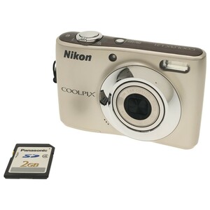 【動作美品】Nikon COOLPIX L21 シルバー 単三電池仕様 8.0メガピクセル 光学3.6倍ズーム デジカメ SDカード2GB ニコン クールピクス C3875