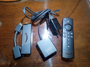 Amazon Fire TV Stick 4K + イーサネットアダプタ