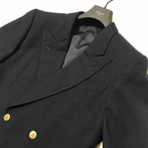 Aquascutum アクアスキュータム【英王室御用達】 最高級 ダブル 紺ブレ ブレザー 金ボタン 刻印 裏地 ロゴ 総柄 Sサイズ メンズ ネイビー_画像6