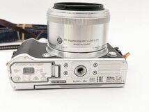 Nikon 1 J5 ミラーレス 一眼 カメラ ダブルレンズ /1 NIKKOR 18.5mm 1:1.8 / 10-30mm 1:3.5-5.6 VR ニコン（M5819)_画像7