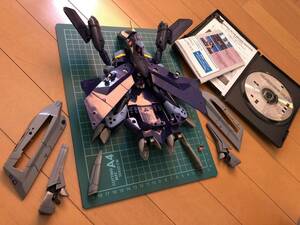 ジャンク品 YF-21 フィギュア DVD マクロスプラス MOVIE EDITION やまと 1/72 完全変形 YF21 MACROSS PLUS 