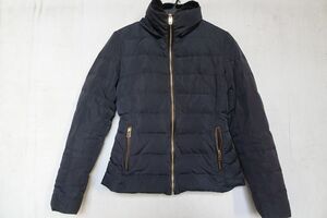 ZARA BASIC/ザラ/中綿入ジャンパー/アウター/前ジップ/袖口二重/裏地一部ファー使い/ウエストシェイプ/黒/ブラック/EURサイズXS(1/31R)