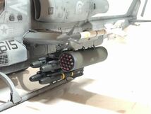 アカデミー　1/35 AH-1Z ヴァイパー　アメリカ海軍機　軍用機　ミリタニー　完成品　プラモデル　_画像6