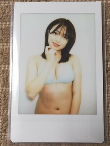 FLASHトレカ　佐藤七海　オフショット水着チェキ④