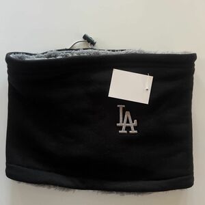 ●送料390円可能商品 MLB ロサンゼルス・ドジャース DODGERS 大谷翔平 新品 ボア ネックウォーマー マフラー 黒[ML23300DS-19]一 ACC★QWER