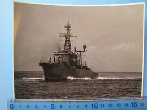 (A44)978 写真 古写真 船舶 海上自衛隊 自衛艦 111 護衛艦 軍艦