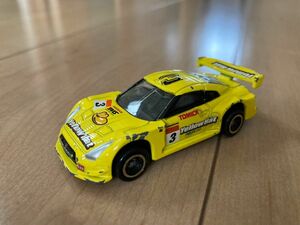 トミカ　イエローハット　ニッサン　GT-R