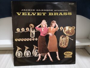 ■3点以上で送料無料!! JAZZ/ジャズ 国内盤 JACKIE GLEASON PRESENTS VELVET BRASS 2LP-3009 159LP11NT