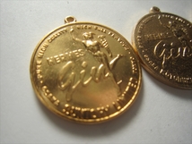  レア★昭和レトロ★サントリー ヘルメス HERMES　コイン3個　金色 ゴールド SUNTORY LIMITED　直径約2.5センチ　サントリリミテッド_画像2