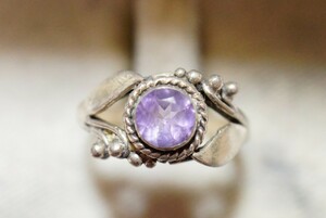 1548 天然アメジスト リング 指輪 約13.5号 ヴィンテージ アクセサリー 925刻印 アンティーク 天然石 宝石 色石 カラーストーン 装飾品