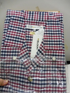 ２4格安　M　新品　WELDON　　綿１００　テイラーパジャマ　　　長袖　前アキ　日登美タグ付き
