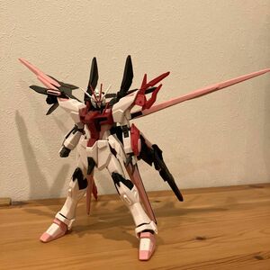 完成品！ガンダムビルドメタバースHG 1/144 ガンダムパーフェクトストライクフリーダムルージュ