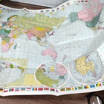 最新　世界地図　読売新聞社　レトロ地図　　ロシアがソビエト連邦の頃_画像9