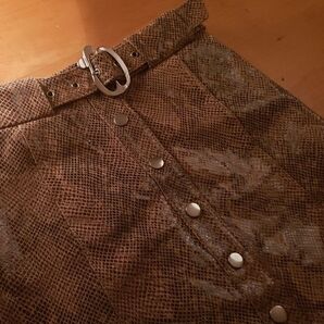 ZARA ZARAWOMAN パイソン柄 ミニスカート