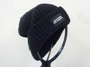 ⊥ CALM DOWN FOR A MINUTE ⊥ 男女兼用　編み込みニット帽　黒色帽子　サイズ５６・５cm〜５８・５cm　キャップ　帽子