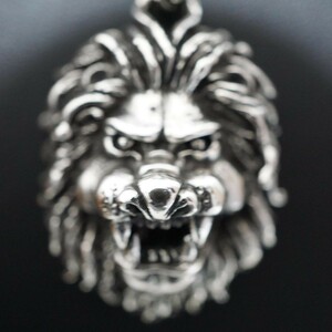 新品 ネックレス シルバー925 ペンダントトップ 獅子王 ライオン キメラ 銀 本物 チェーン付き メンズ チャーム かっこい J0367