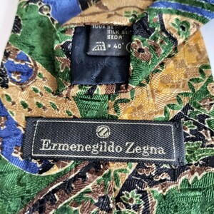 エルメネジルドゼニア(Ermenegildo Zegna)青緑鳥葉っぱネクタイ