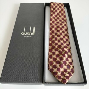 ダンヒル（Dunhill）ボルドー四角Dロゴネクタイ 