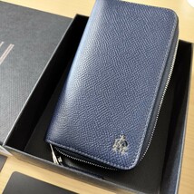 ダンヒル（Dunhill）紺キーケース新品　未使用品　タグ付き　箱付き_画像2