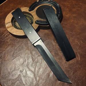 高品質 黒檀木鞘ナイフ 鋼刃 和式小刀 伝統工芸　日本刀型 キャンプ　アウトドア　釣り 野外登山
