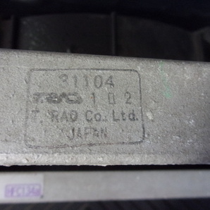 【2676】エブリィ DA64V 2014年式 4WD AT K6A ラジエーター コンデンサー 電動ファン セット 17700-68H14 95310-68H10の画像4