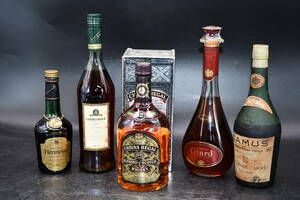 AAY12-63 まとめ５点 CAMUS HORS D'AGE Hennessy CHIVAS REGAL 他 コニャック COGNAC ブランデー ウィスキー 酒 古酒 未開栓 