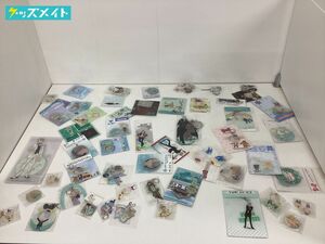 【現状】 ユーリ!!! on ICE グッズ まとめ売り キャラ分け ヴィクトル・ニキフォロフ アクリルキーホルダー アクリルスタンド 他