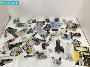 【現状】 東京リベンジャーズ グッズ まとめ売り 花垣武道 マイキー 松野千冬 他 アクリルスタンド