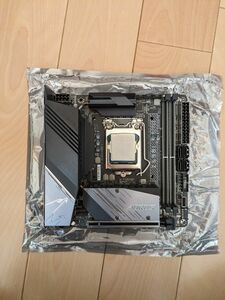 AORUS z590i マザーボード　Intel core i5 11400f セット