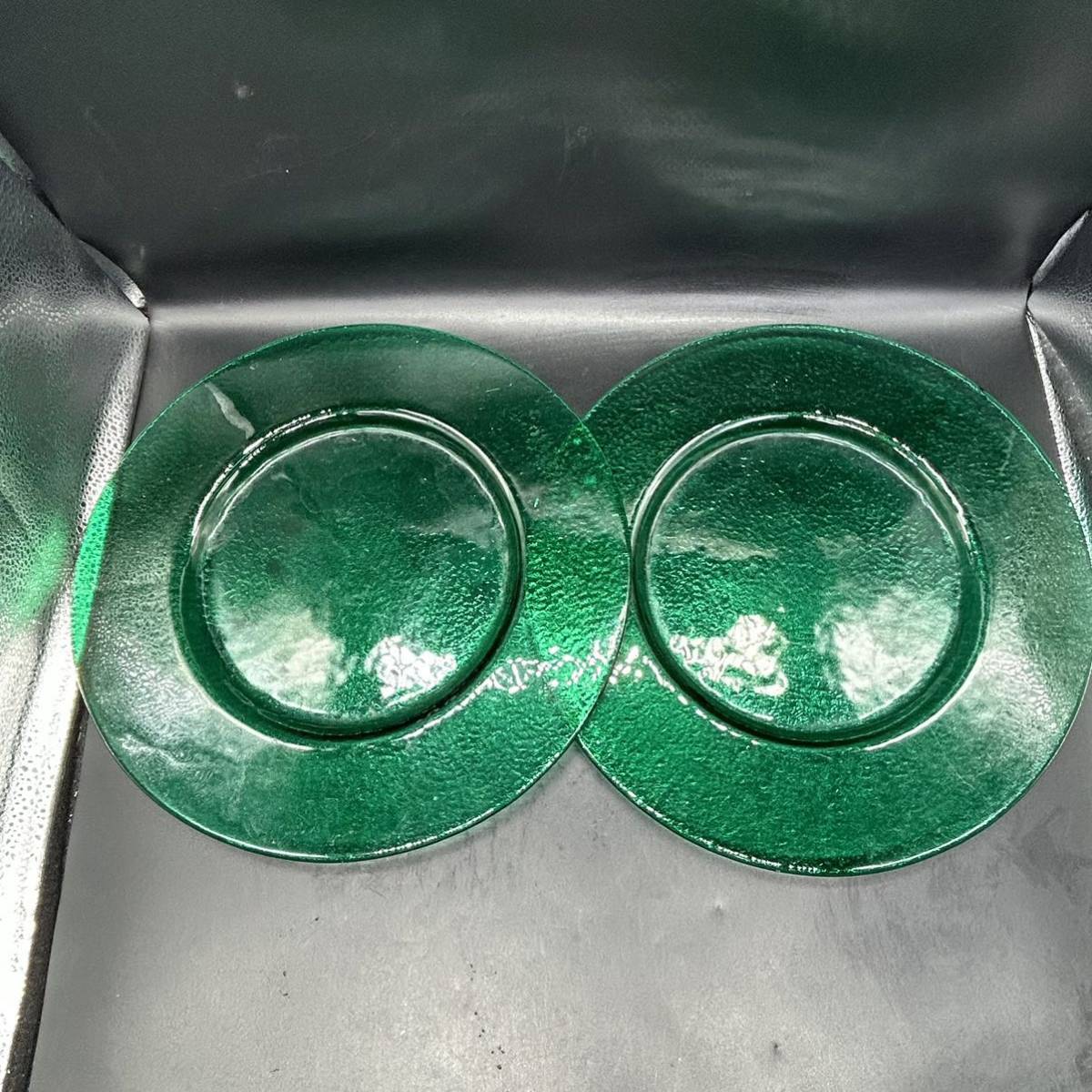 IVV Сделано в Италии Стеклянная тарелка Стеклянная тарелка Ручная работа Зеленая тарелка Посуда Helix Посуда в стиле вестерн H10, Западная посуда, тарелка, блюдо, другие