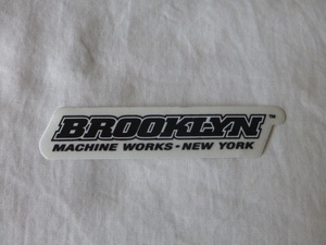 BROOKLYN MACHINE WORKS・NEW YORK ステッカー ブラックｘホワイト BROOKLYN MACHINE WORKS・NEW YORK