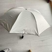 晴雨兼用 日傘 白 折りたたみ傘 完全遮光 UVカット 遮熱 折畳日傘 軽量_画像4