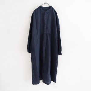 //【染】ネストローブ nest Robe *リネンスタンドカラーギャザーワンピース*麻ネイビードレス(34-2401-24)【71A42】