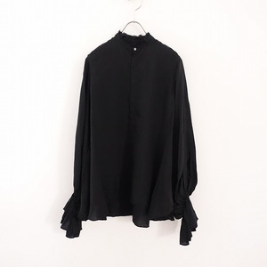 //【美品/2023AW/定価4万】スズキタカユキ suzuki takayuki *bishop-sleeve blouse*黒ギャザーブラウスシャツ(k25-2401-120)【22A42】