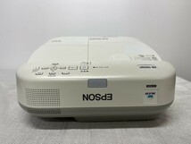 ●EPSON プロジェクター EB-590WT ●3300lm・点灯時間　308H/0H ・中古・動作保証無し・現状品_画像2