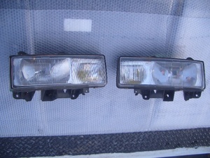  Isuzu Forward FRR32 original left right head light halogen 24V KOITO 100 21660