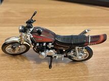 1/24 ZIIカスタムバイクコレクション 真崎京介 検）湘南純愛組 GTO 鬼塚 英吉 カワサキ KAWASAKI川崎 少年マガジン 旧車 完成品 z2 z1 zⅠ_画像4